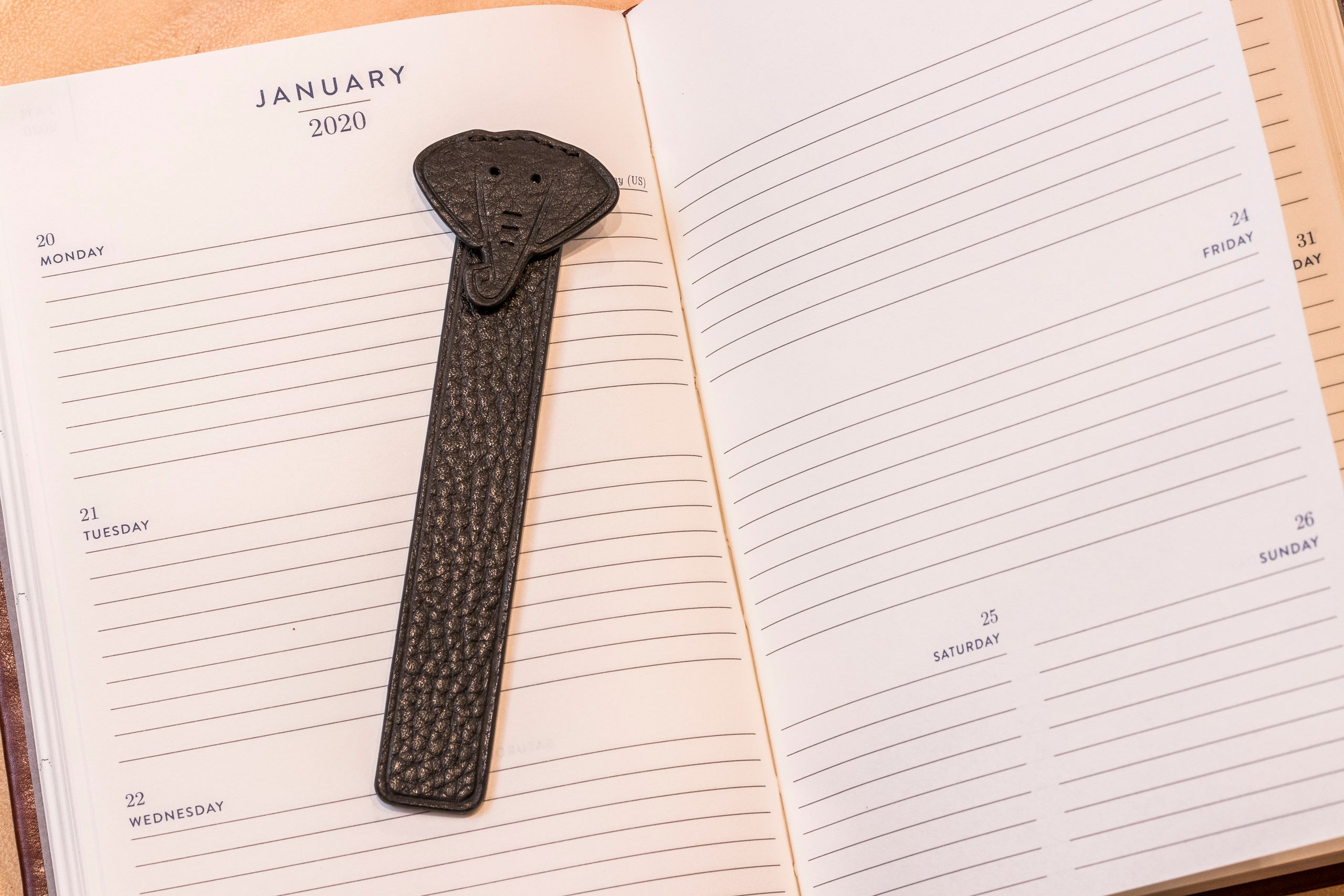 Kiko Leather Elephant Bookmark in Genuine Pebble Leather, view 5